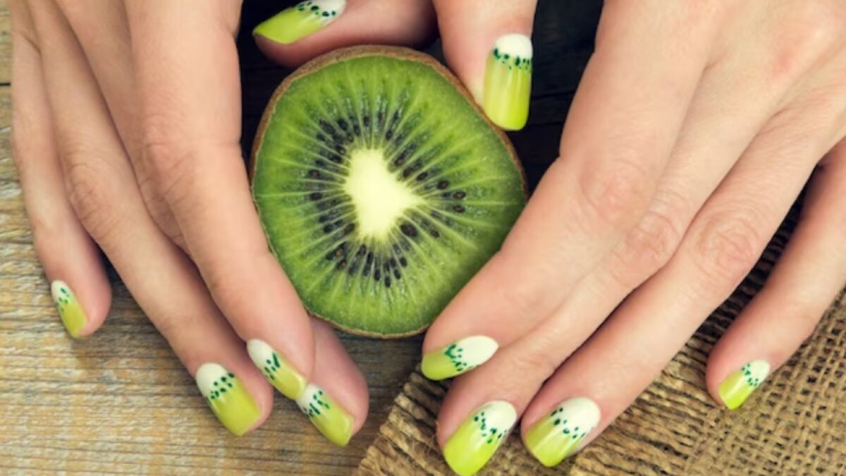 Unghie nail art kiwi
